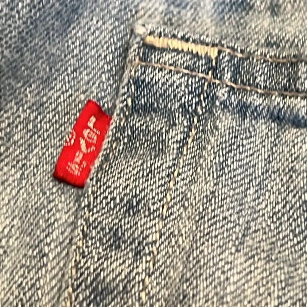 Vintage Levi’s 501 Jeans Buttonfly 31‎